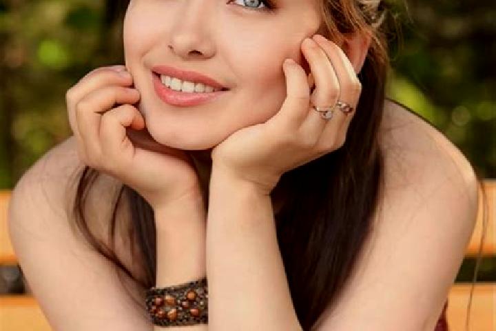 Sadie, 29, a red blue-eyed asian companion based in Kampung Kuala Muda. Offering Prostate Massage, GFE, OWO, BDSM. Available for incall and outcall, day and ...