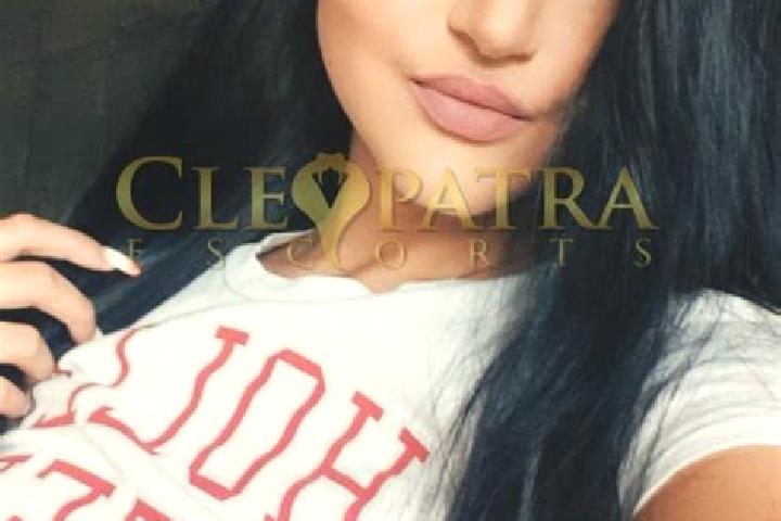 Sadie, 29, a red dark-eyed caucasian companion based in Uldum. Offering Striptease, Tantra, Domination, Fetish. Available for incall and outcall, day and eve...