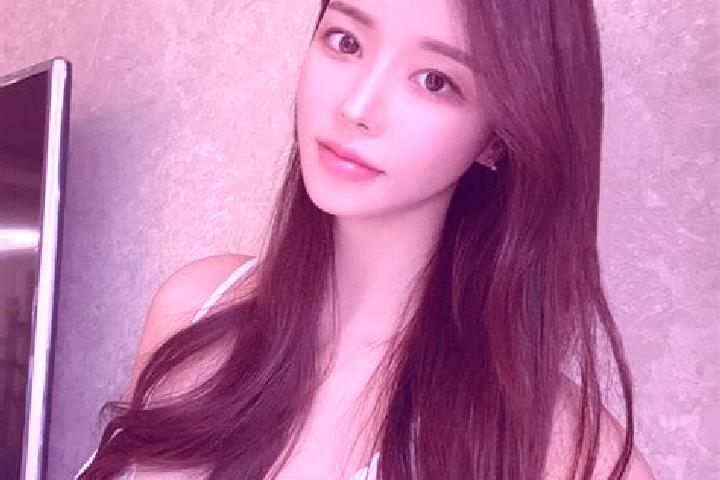 Sadie, 29 — Escort in Angdong, China