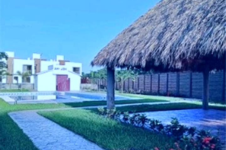 Sadie, 29 — Escort in Fraccionamiento Xana, Mexico