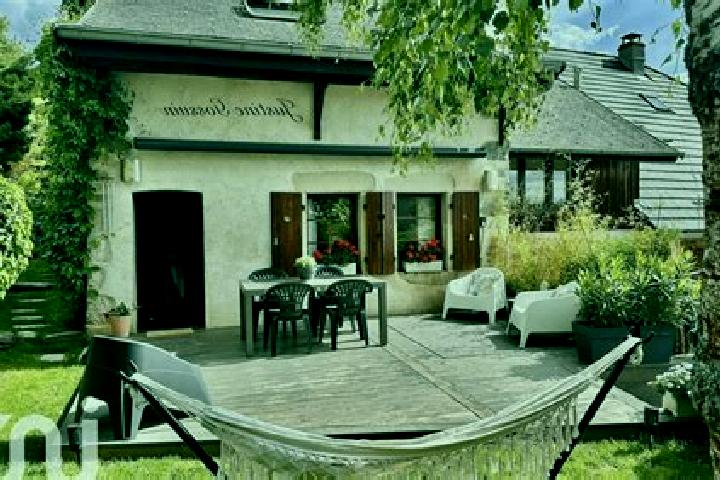 Sadie, 29 — Escort in Minzier, France