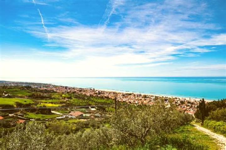 Sadie, 29 — Escort in Roseto degli Abruzzi, Italy
