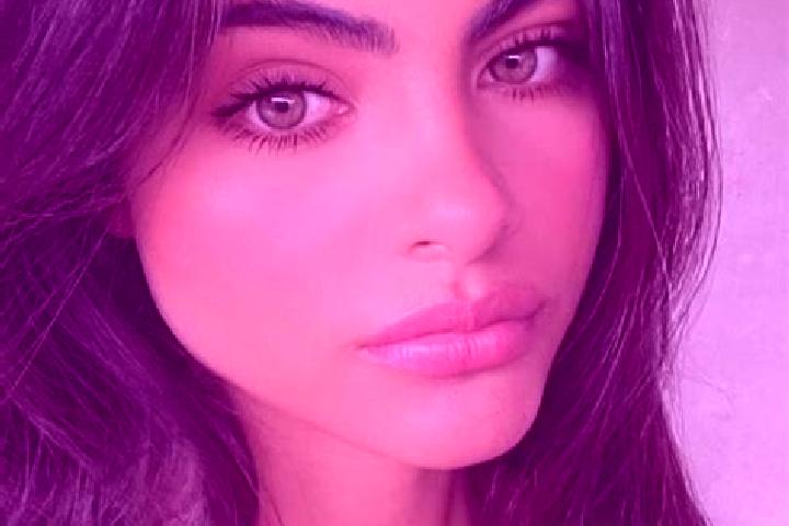 Sadie, 30, a brunette green-eyed european companion based in Chajari. Offering CIM, Dinner Date, GFE. Available for incall and outcall, overnight bookings av...