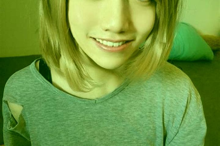 Sadie, 30, a platinum blonde brown-eyed asian companion based in Babantar. Offering GFE, Erotic Massage, Couples, Striptease. Available for incall and outcal...