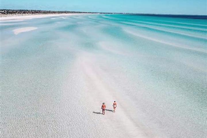 Sadie, 30 — Escort in Burns Beach, Australia
