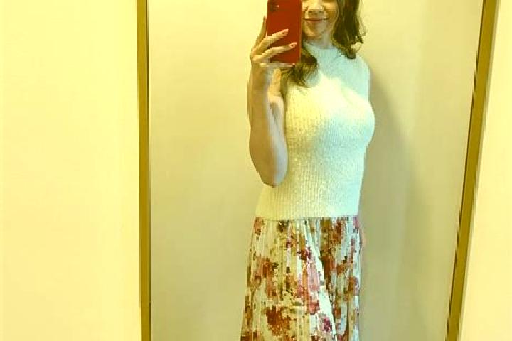 Sadie, 30 — Escort in Camrose, United Kingdom