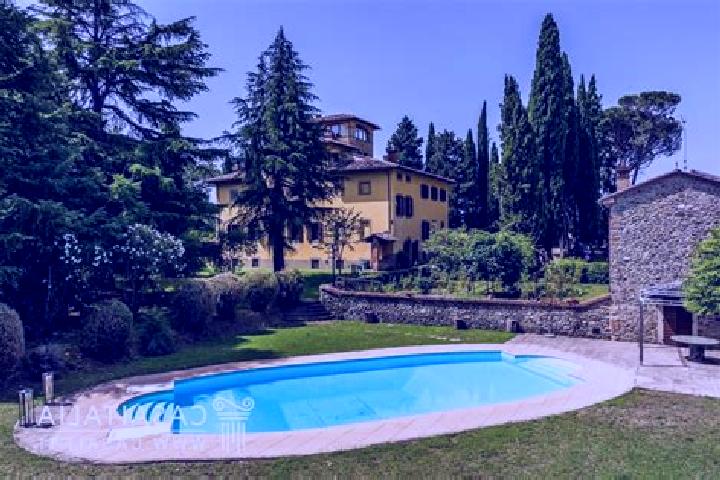 Sadie, 30 — Escort in Chiassa-Tregozzano, Italy