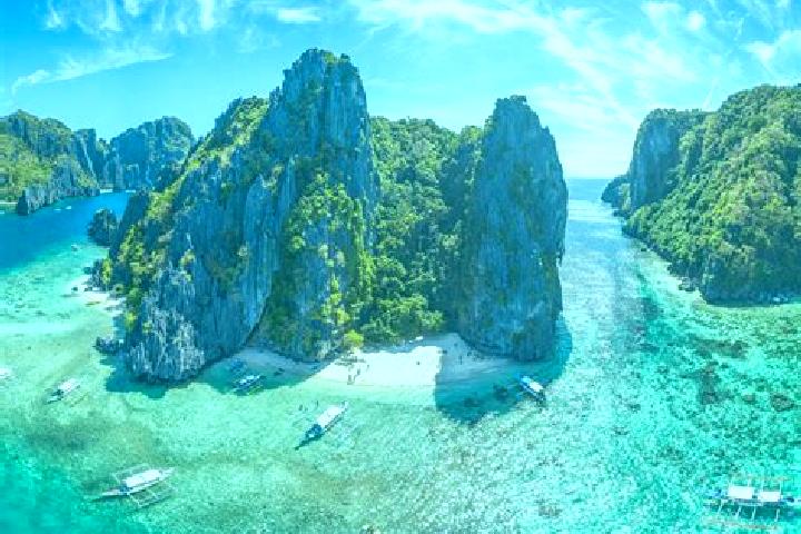 Sadie, 30 — Escort in Lombog, Philippines