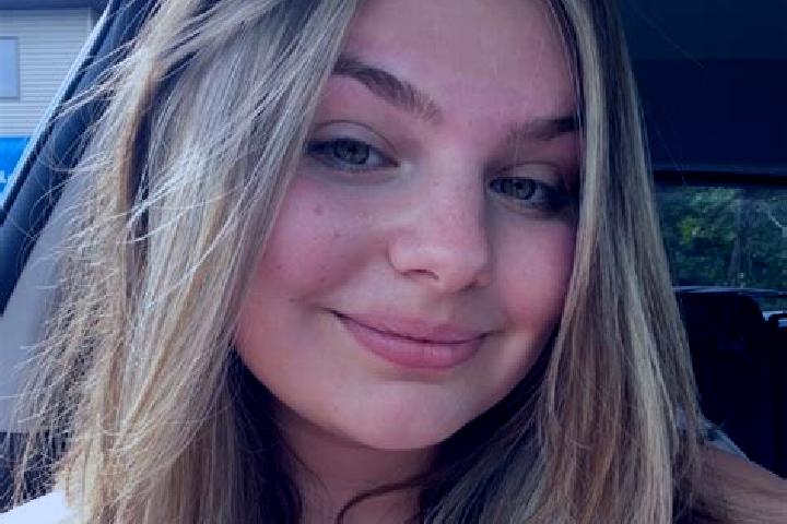 Sadie, 30 — Escort in Muhlenberg Park, United States