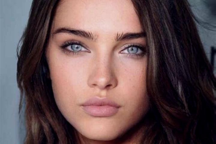 Sadie, 31, a brunette dark-eyed middle eastern companion based in Eclose. Offering A-Level, Travel Companion, Girlfriend Experience. Available for incall and...