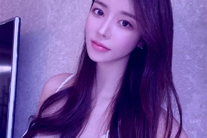 Sadie, 31 — Escort in Caodipan, China