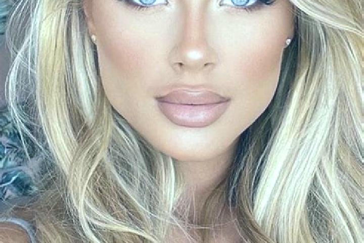 Sadie, 32, a blonde hazel-eyed latina companion based in Strandhill. Offering Travel Companion, GFE, CIM, 69. Available for incall and outcall, overnight boo...