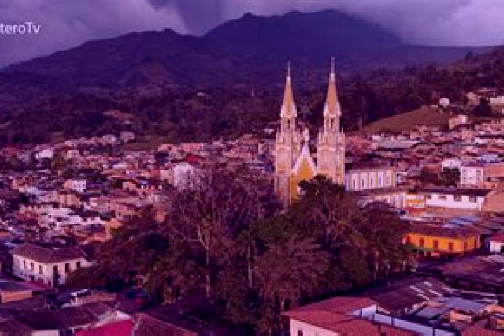 Sadie, 32 — Escort in Chinavita, Colombia