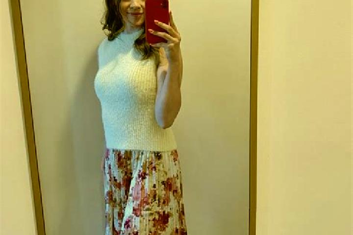 Sadie, 32 — Escort in Novomyrhorod, Ukraine