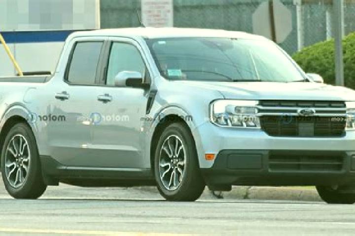 Sadie, 32 — Escort in Seven Mile Ford, United States