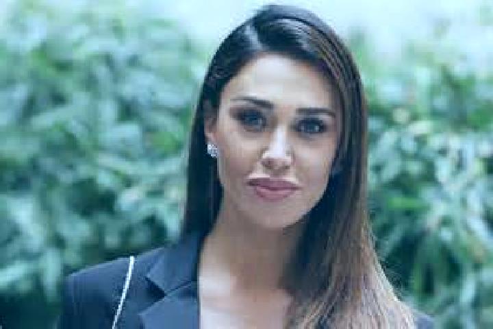 Sadie, 32 — Escort in Ubide, Spain