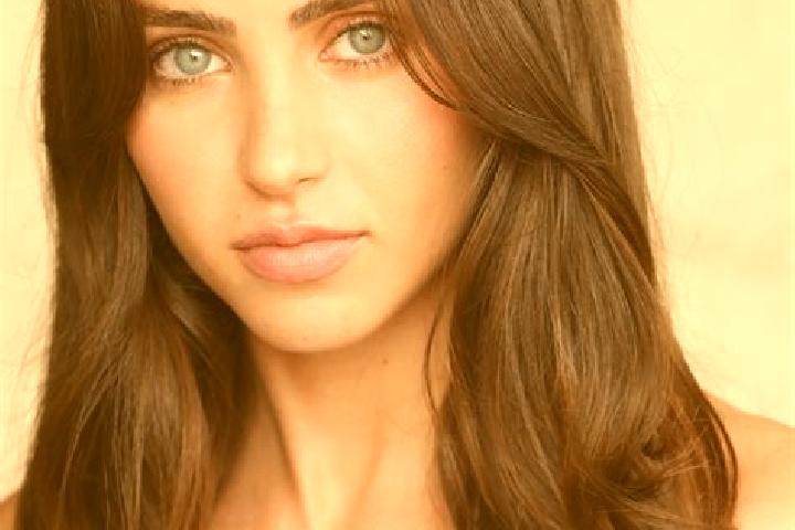 Sadie, 33, a brunette blue-eyed indian companion based in Elwood. Offering A-Level, Travel Companion, GFE, BDSM, Couples. Available for incall and outcall, d...
