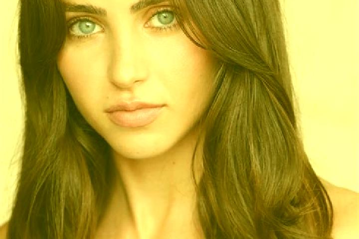 Sadie, 33, a brunette brown-eyed ebony companion based in Pouillon. Offering A-Level, Girlfriend Experience, Travel Companion, BDSM. Available for incall and...