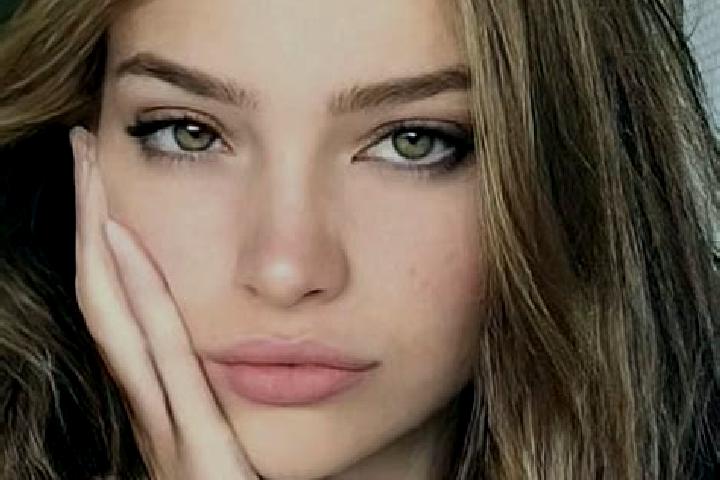 Sadie, 33, a dark blonde hazel-eyed european companion based in Rafol de Almunia. Offering Deep French Kissing, Party Girl, Travel Companion. Available for i...