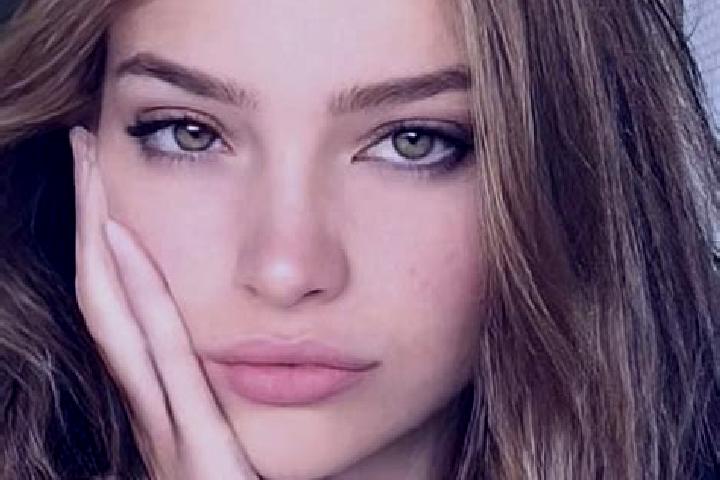 Sadie, 33, a dark blonde hazel-eyed mediterranean companion based in Le Doulieu. Offering Party Girl, Dinner Date, CIM, Deep French Kissing. Available for in...