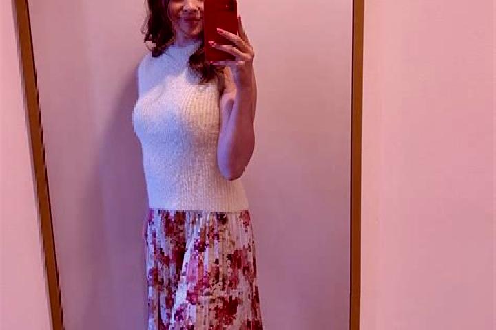 Sadie, 33 — Escort in Shakhovskaya, Russia