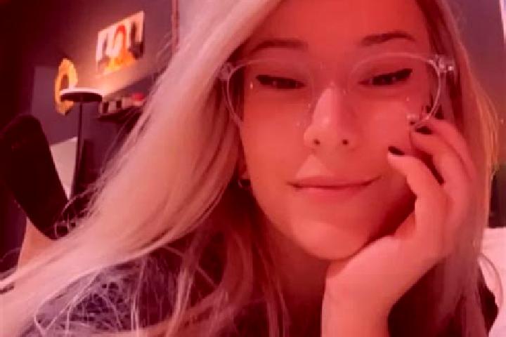 Sadie, 34, a blonde grey-eyed indian companion based in Zanzra. Offering Roleplay, Overnight, Domination, Girlfriend Experience. Available for incall and out...