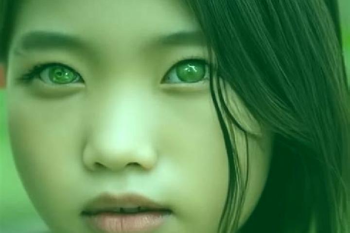 Sadie, 34, a brunette green-eyed asian companion based in Cisitu Kaler. Offering Tantra, CIM, Fetish, Prostate Massage. Available for incall and outcall, ove...