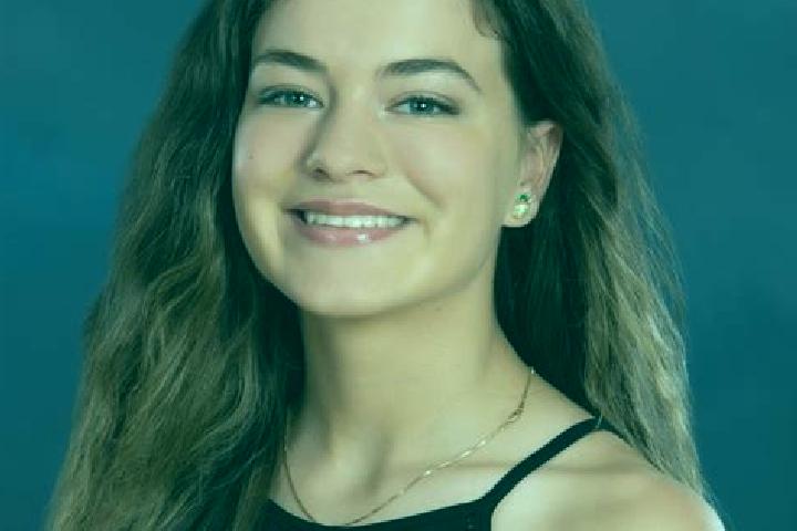 Sadie, 34 — Escort in Briar, United States