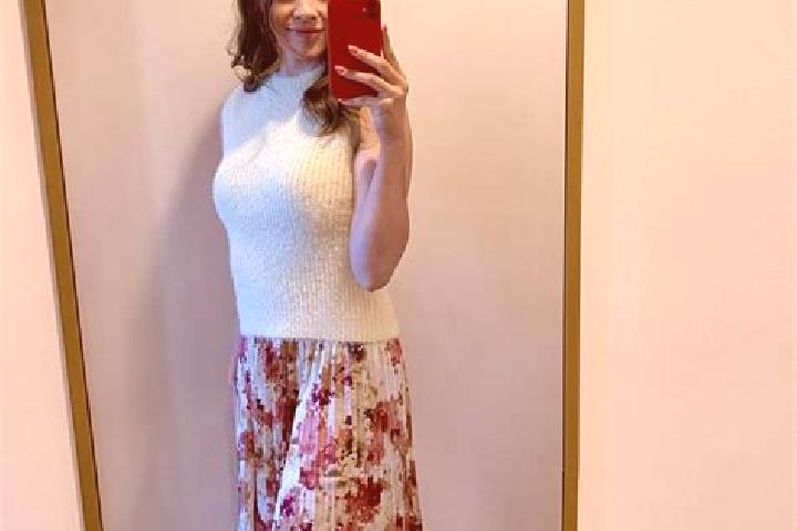 Sadie, 34 — Escort in Ceamurlia de Sus, Romania