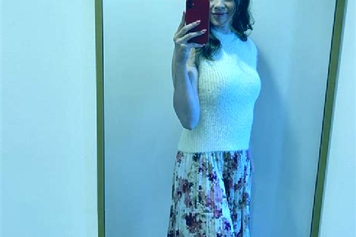 Sadie, 34 — Escort in Ivanove Selyshche, Ukraine