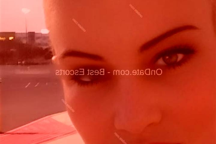 Sadie, 34 — Escort in Kasson, United States