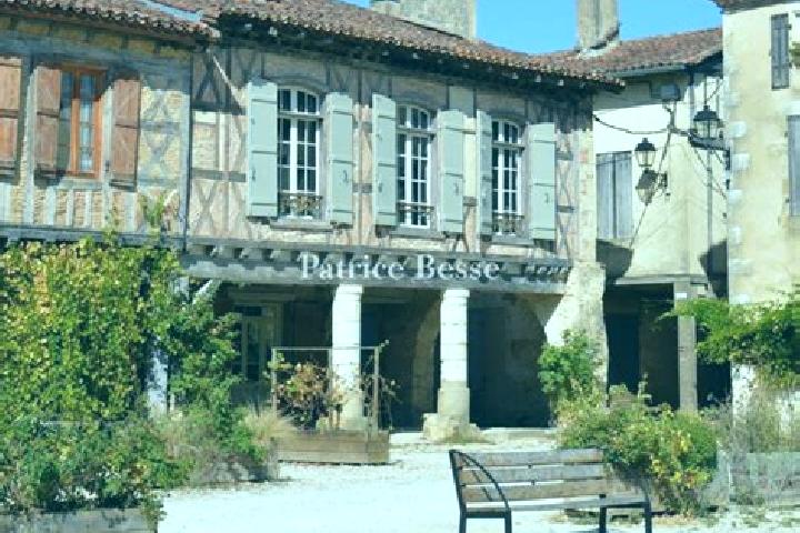 Sadie, 34 — Escort in Labastide-Saint-Georges, France