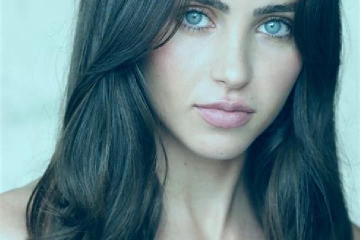 Sadie, 35, a brunette brown-eyed slavic companion based in San Francisco Uricho. Offering Dinner Date, Party Girl, Domination. Available for incall and outca...