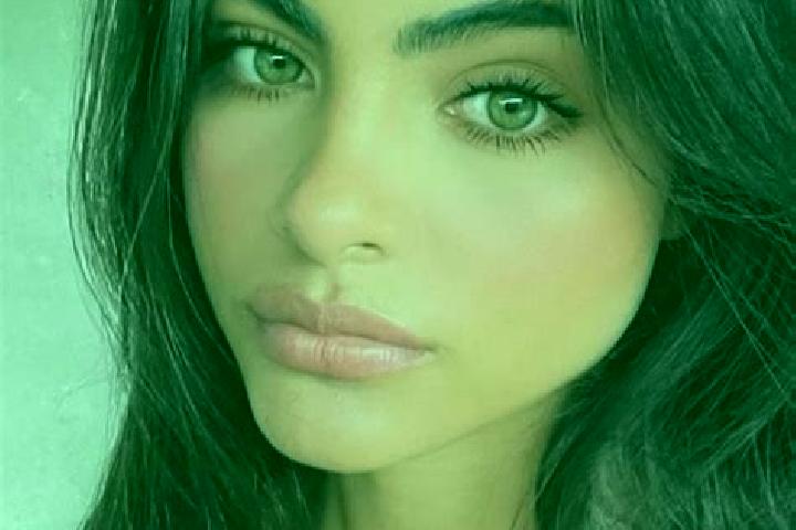 Sadie, 35, a dark blonde dark-eyed indian companion based in Levoca. Offering CIM, Overnight. Available for incall and outcall, day and evening dates.