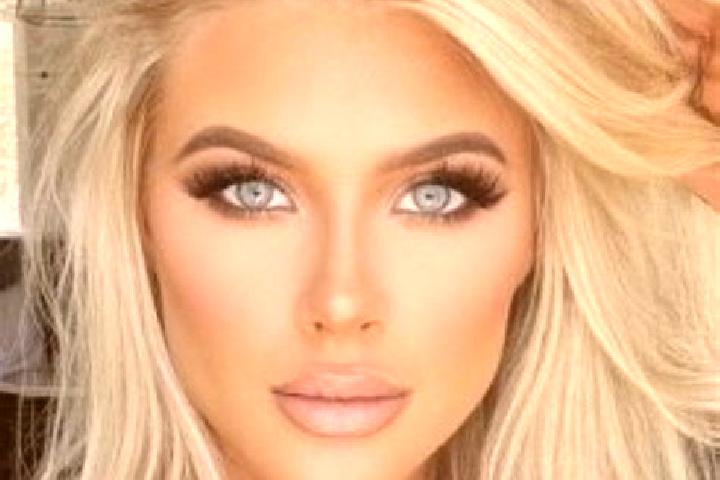 Sadie, 35, a platinum blonde hazel-eyed caribbean companion based in Wushipai. Offering Roleplay, OWO, BDSM, Striptease, Deep French Kissing. Available for i...