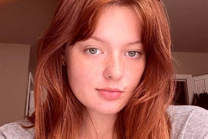 Sadie, 35, a red blue-eyed asian companion based in Estrela Dalva. Offering CIM, A-Level, OWO. Available for incall and outcall, overnight bookings available.