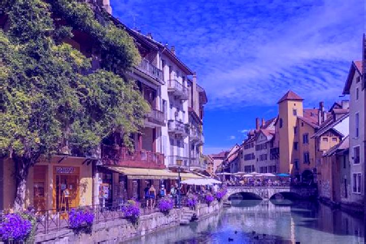 Sadie, 35 — Escort in Couddes, France