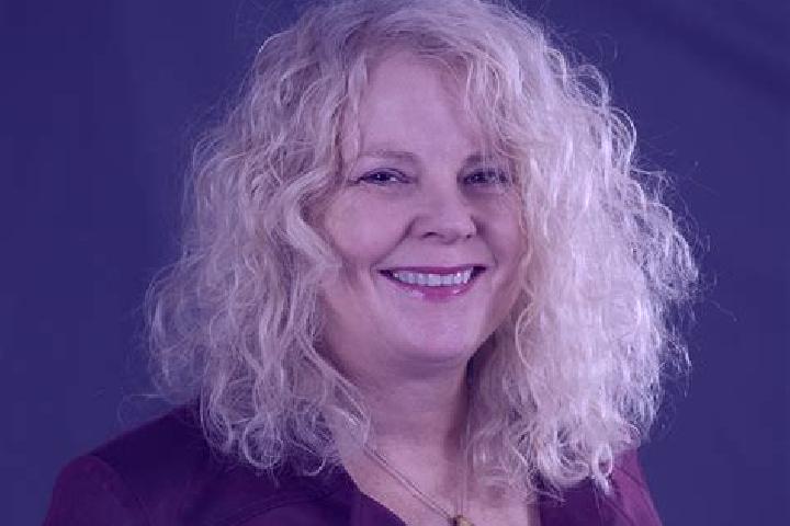 Sadie, 35 — Escort in Dousman, United States
