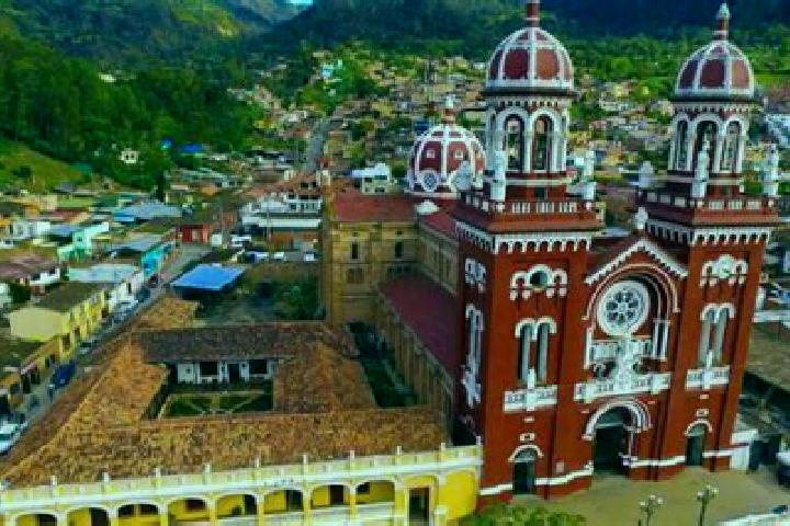 Sadie, 35 — Escort in Fomeque, Colombia