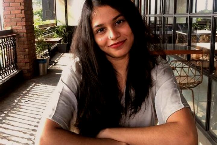 Sadie, 35 — Escort in Manglaur, India