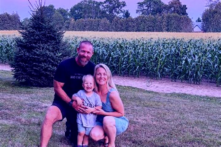 Sadie, 35 — Escort in Norfolk County, Canada
