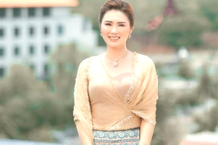 Sadie, 35 — Escort in Sar Hpyu Su, Myanmar