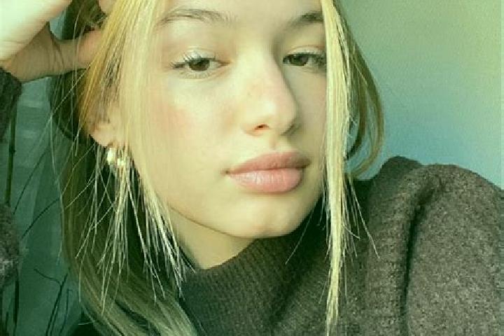 Sadie, 36, a blonde brown-eyed mixed companion based in Noctic. Offering 69, Overnight, GFE, Massage. Available for incall and outcall, day and evening dates.