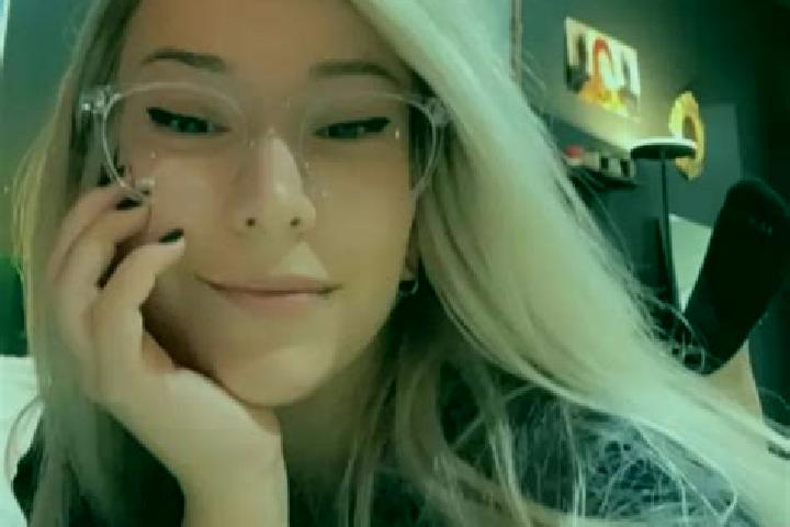 Sadie, 36, a blonde dark-eyed mixed companion based in Banham. Offering Deep French Kissing, CIM, Overnight. Available for incall and outcall, overnight book...