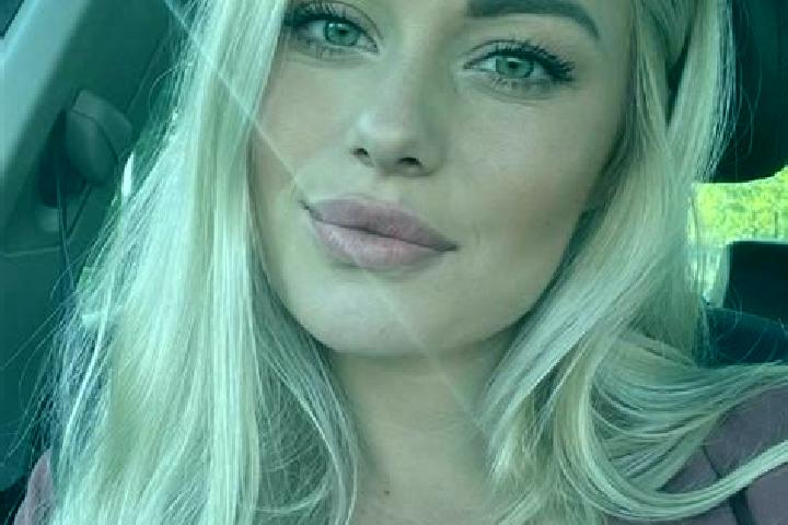 Sadie, 36, a blonde hazel-eyed latina companion based in Sula. Offering Roleplay, Deep French Kissing, Overnight. Available for incall and outcall, overnight...
