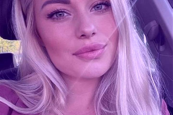 Sadie, 36, a blonde hazel-eyed latina companion based in Torkabad. Offering BDSM, Tantra, Roleplay, Deep French Kissing. Available for incall and outcall, ov...