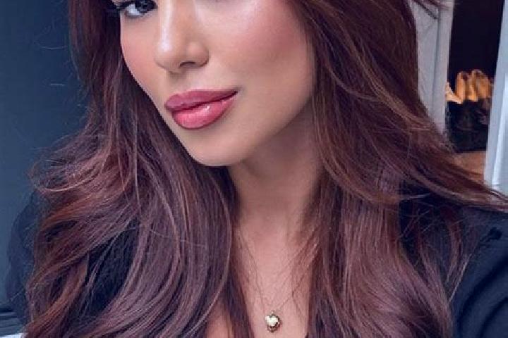 Sadie, 36, a chestnut dark-eyed latina companion based in Kurumoch. Offering 69, Domination, Couples, Overnight. Available for incall and outcall, day and ev...