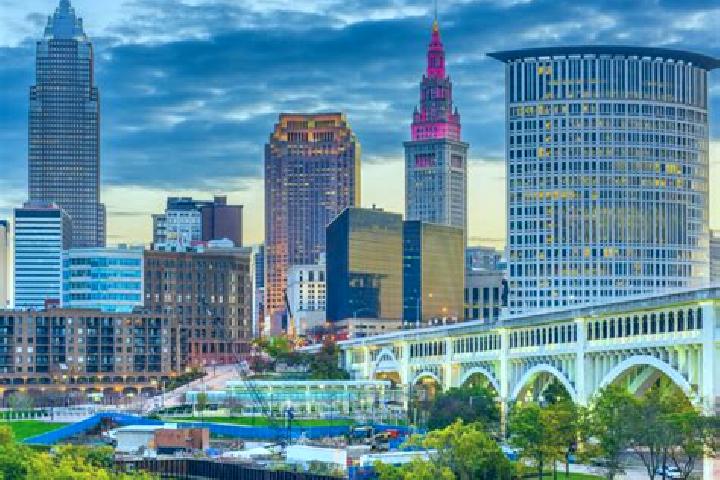 Sadie, 36 — Escort in Cleveland, United States