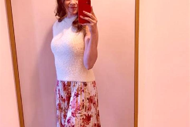 Sadie, 36 — Escort in Dzhubga, Russia