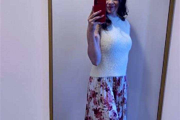 Sadie, 36 — Escort in Vyrishalne, Ukraine